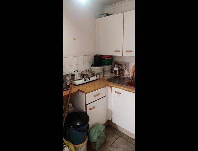 1 BEDROOM APARTMENT FOR SALE IN MONTCLAIR